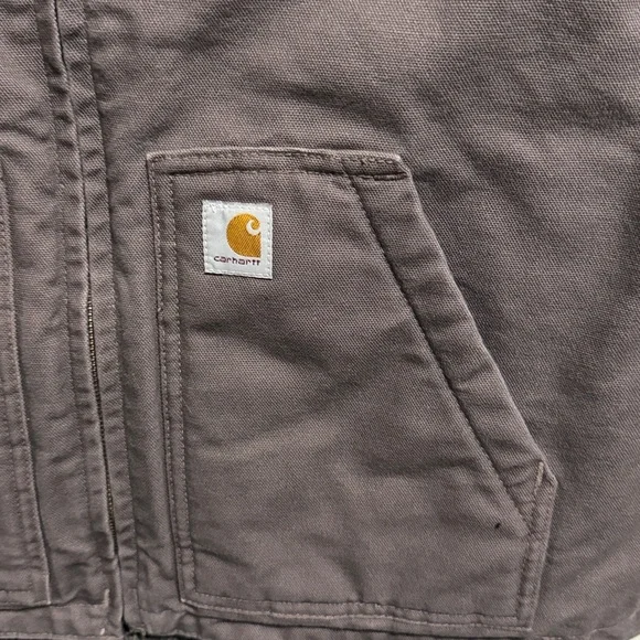 Women’s Carhartt Cotton Sherpa lined vest - Picture 4 of 5